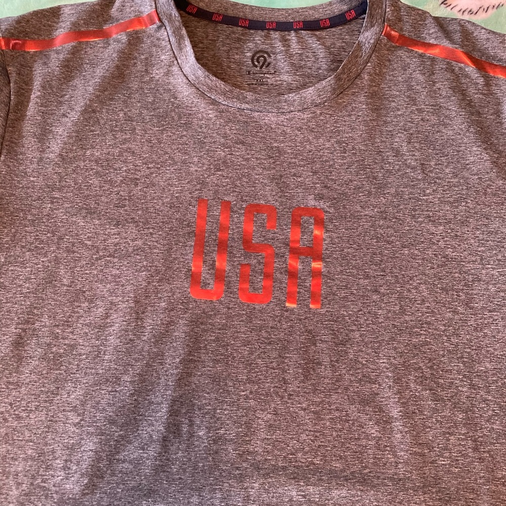 Men’s sweat wicking tee